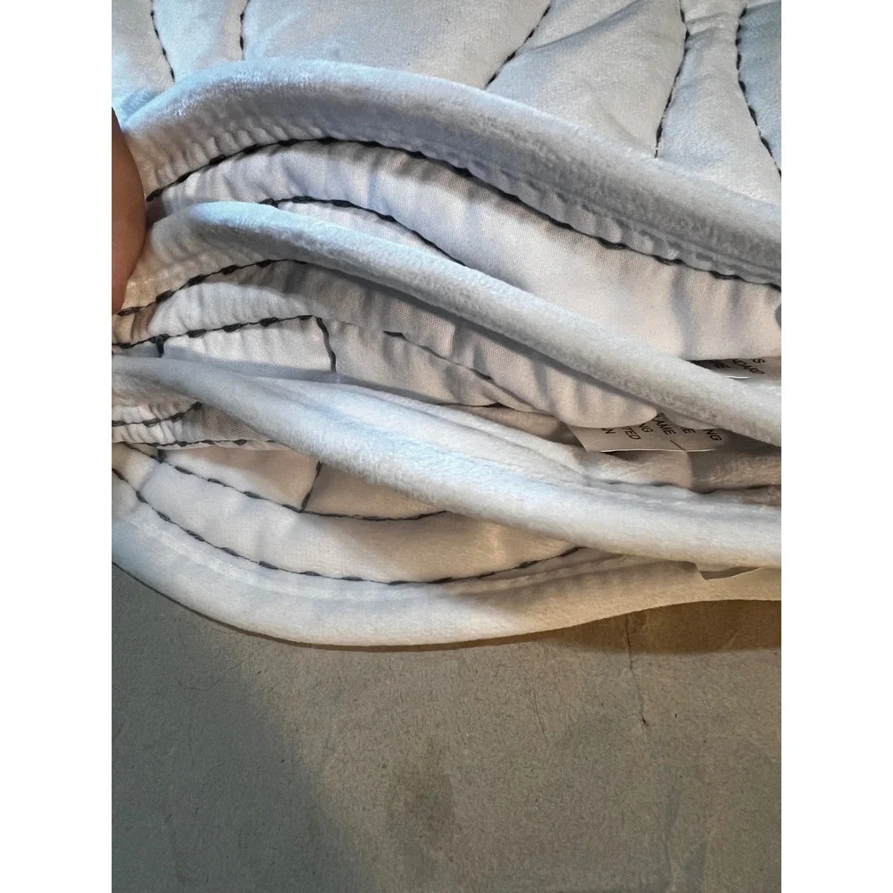 The Farmhouse Rachel Ashwell Set of 4 Ghost Placemats White Quilted Halloween